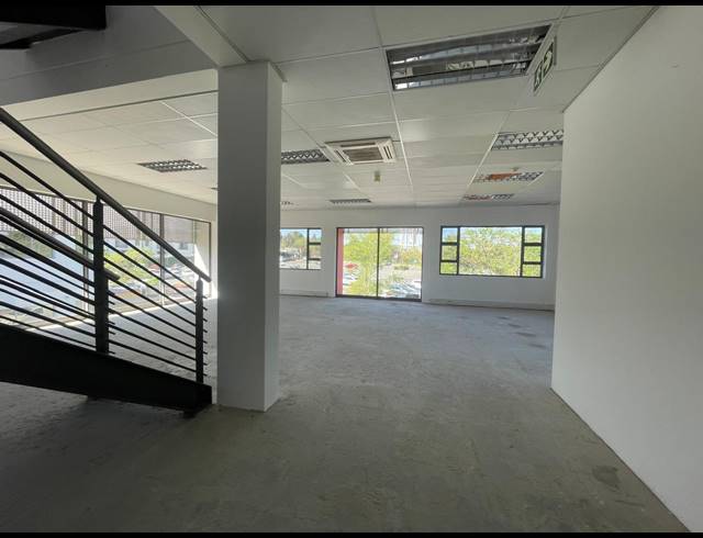 236M² RETAIL TO LET IN BRYANSTON